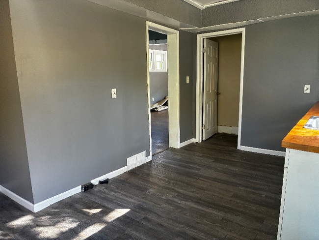 Photo - 908 Haynes St