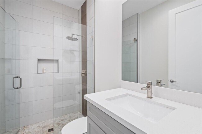 Photo - 15377 Green River Ct