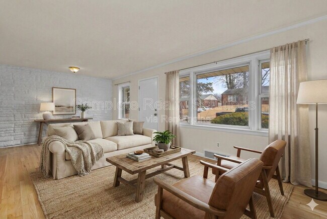 Photo - 231 Emerling Dr