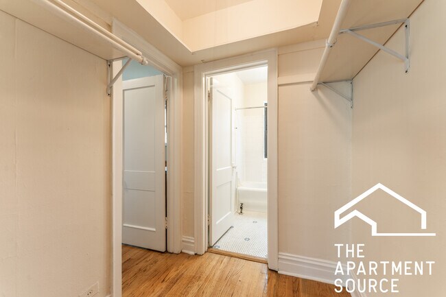 Photo - 621 W Melrose St Unit K1