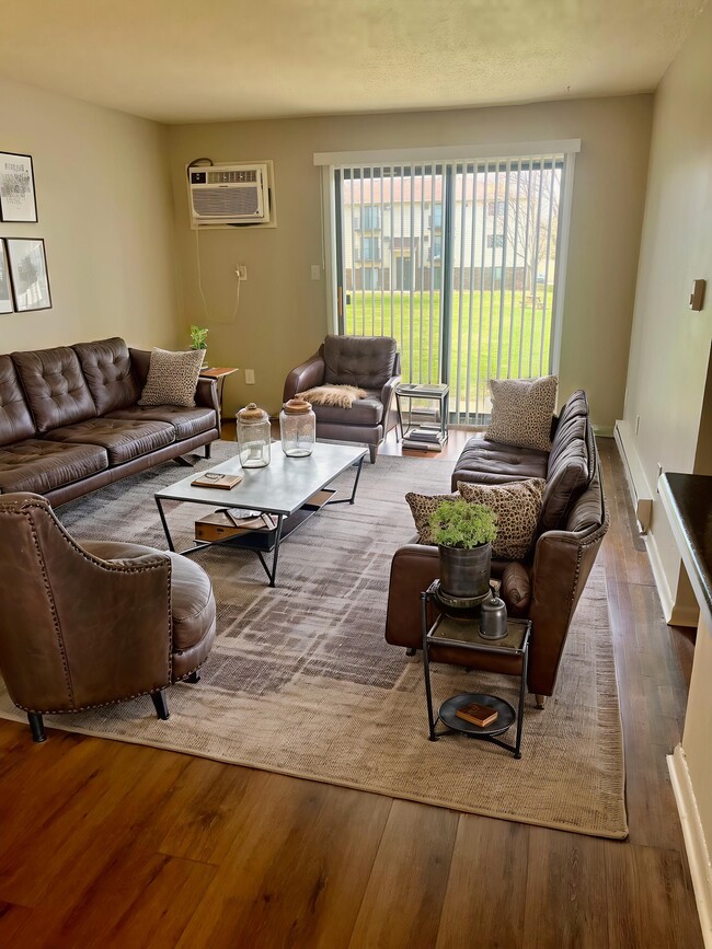 Photo - Bridlewood Apartments