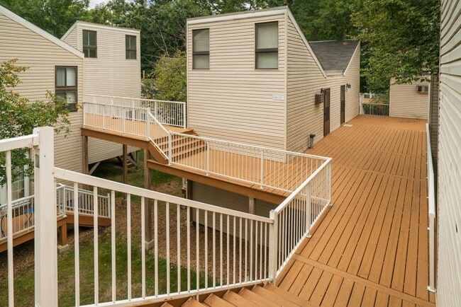 Photo - Perfect for those looking for cozy space!