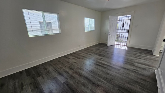 Photo - 4415 Burns Ave