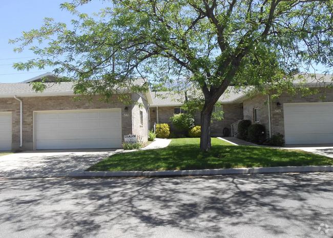 Building Photo - Beautiful 3 Bed 3 Bath Condo in Orem for R...