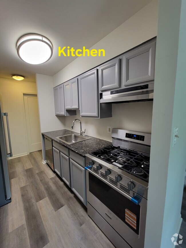 Building Photo - 3332 Woodburn Village Dr Unit #33 Rental