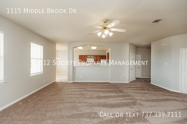 Photo - 1115 Middle Brook Dr