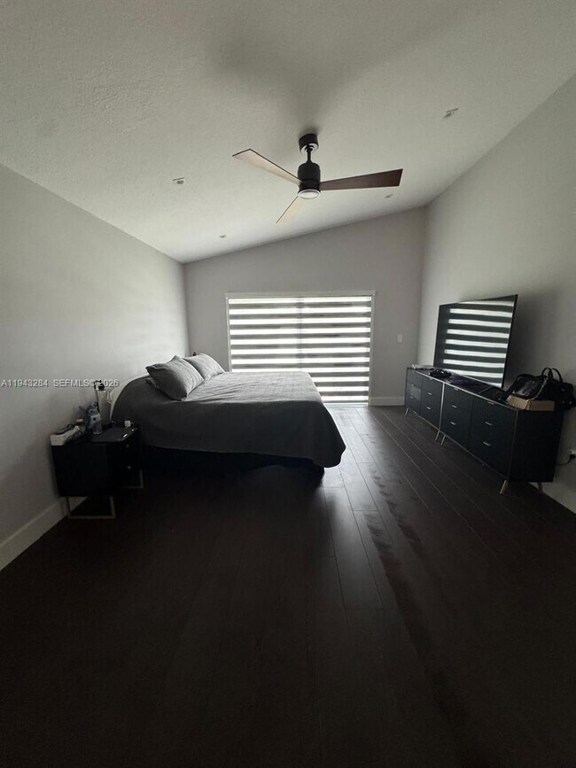 Photo - 16440 Ruby Lake