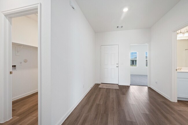 Photo - 6310 Highland Bnd Dr