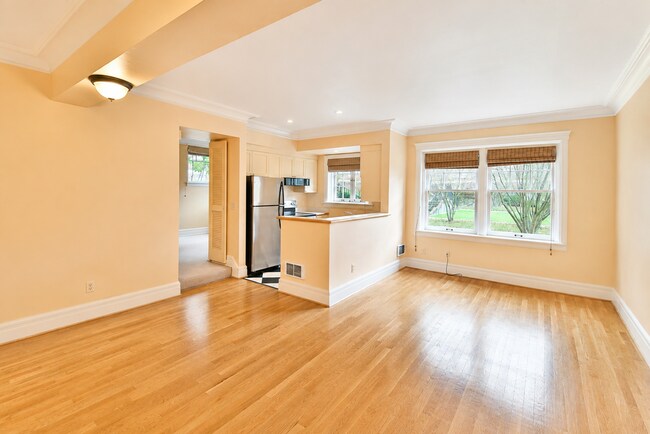 Photo - 1Bd/1Ba Seattle Condo Unit 120