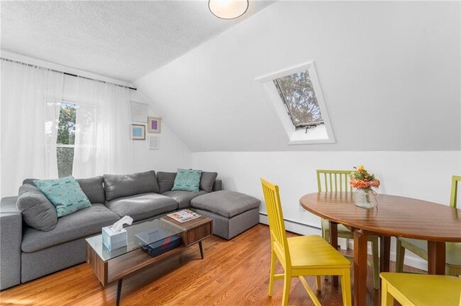Photo - 183 Wood St Unit 3