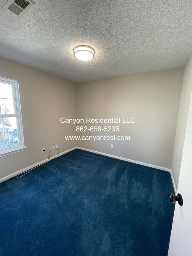 Photo - 14013 SW Galveston Cir