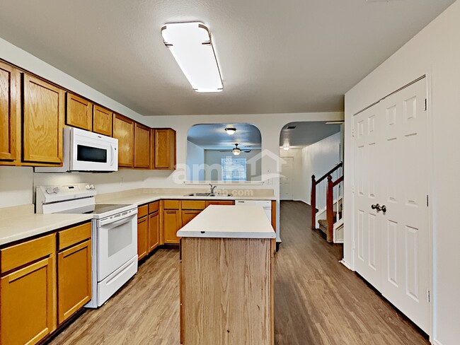 Photo - 7322 Blazar Way