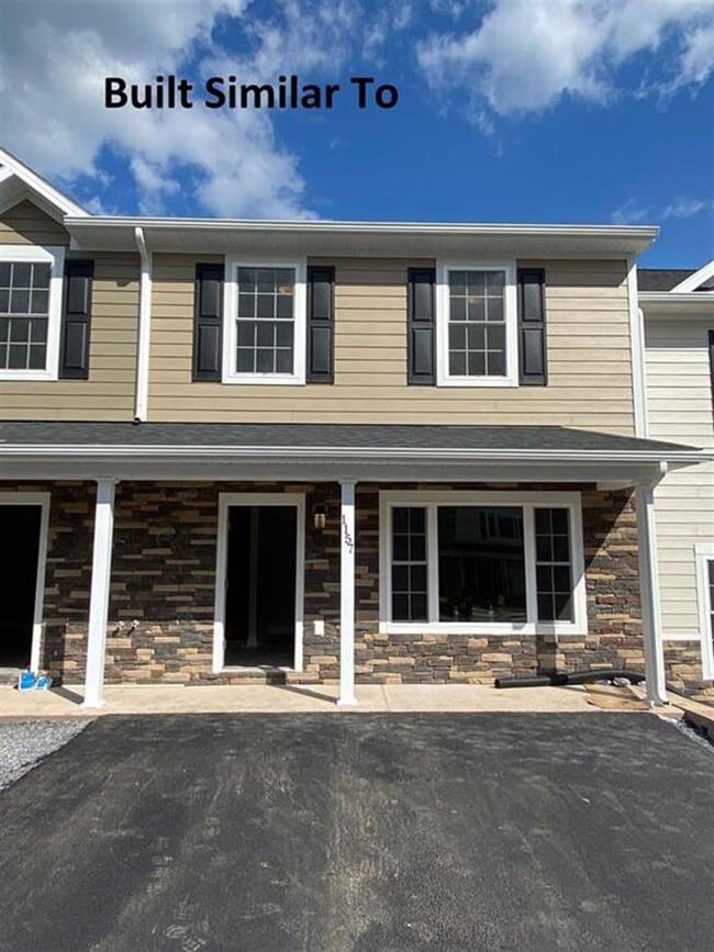 Building Photo - 1073 Bluemoon Dr Rental