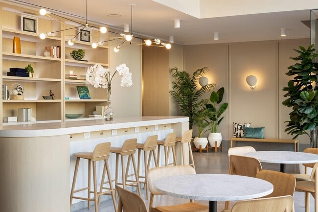 Photo - 175 2nd St Unidad 803