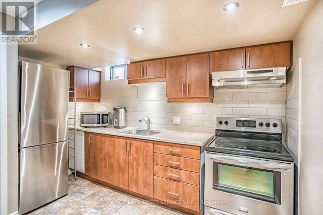 Photo - 5335 Flatford Rd