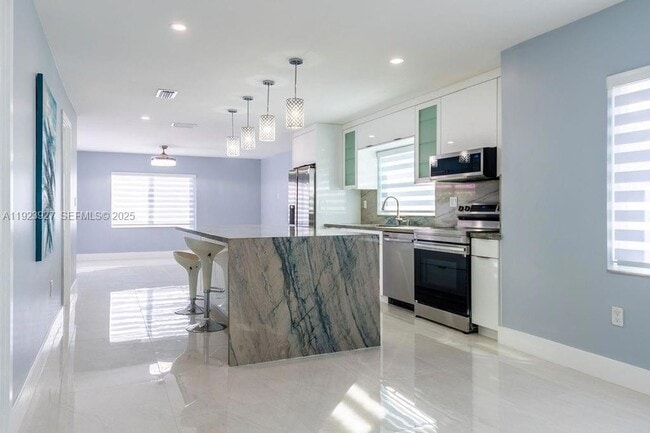 Photo - 3425 SW 69th Ave