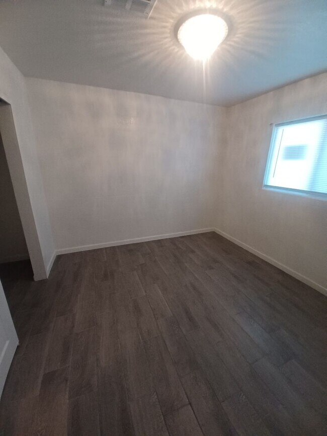 Photo - Madison Unit 2