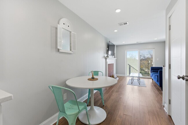 Photo - FULLY FURNISHED 2 BR/2 BA Condo in Columbi...