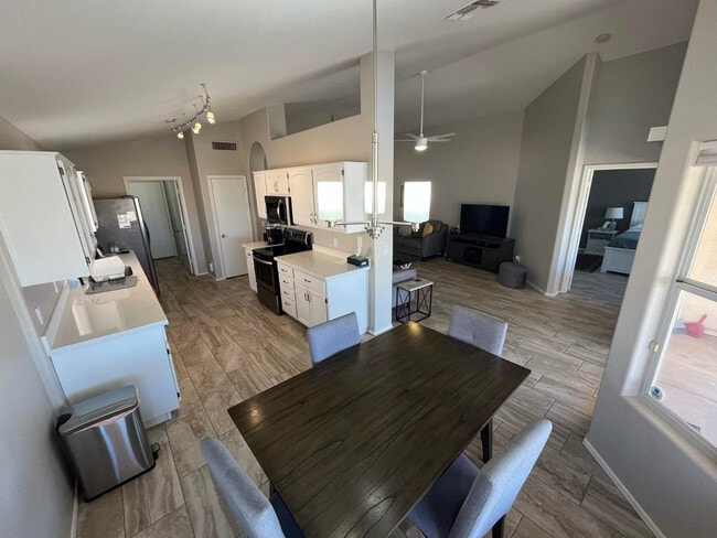 Photo - 11669 W Pine Mountain Ct