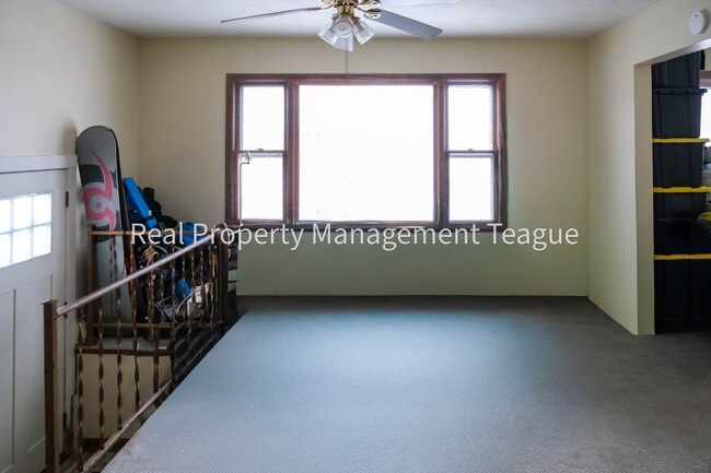 Photo - Charming 3 bedrooms in Rensselaer