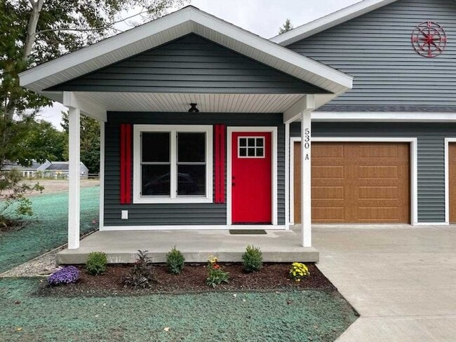 Photo - 530 State St