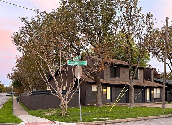 Photo - 8615 Bowling Green Dr