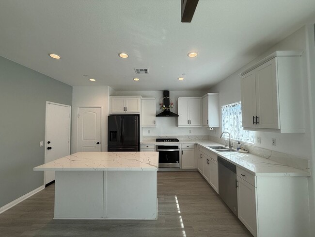 Photo - New Victorville 5 Bedroom + 3 Bathroom!