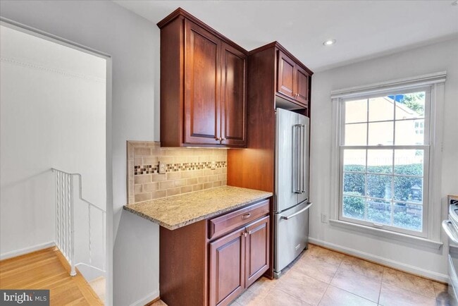 Photo - 1901 N Adams St