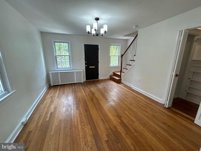 Photo - 2036 Tunlaw Rd NW
