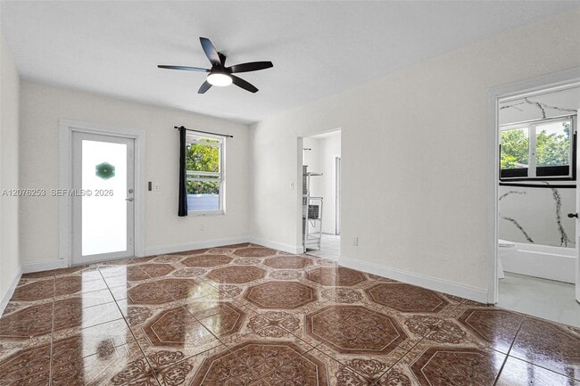 160 NW 45th St Unidad 2
