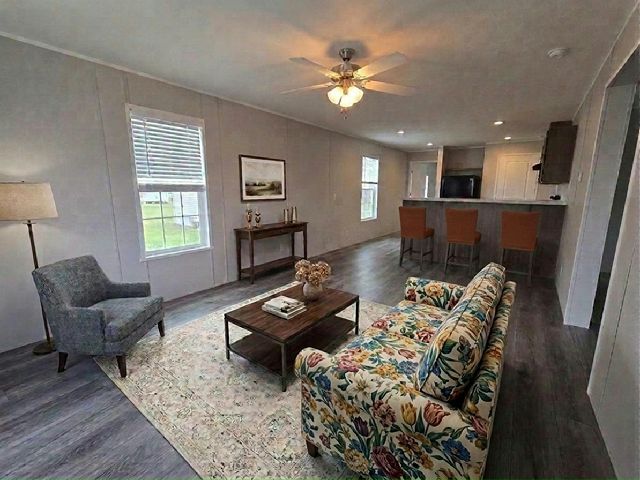 Photo - 206 Bluejay Ln