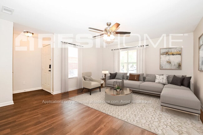Photo - 9740 Stonewood Dr