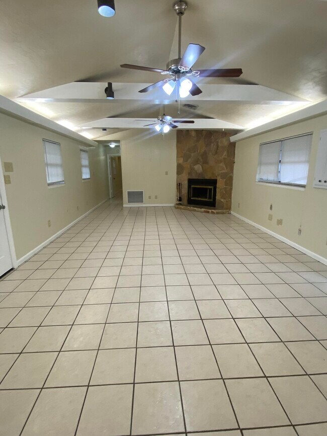 Photo - 3205 Gallant Fox Trail