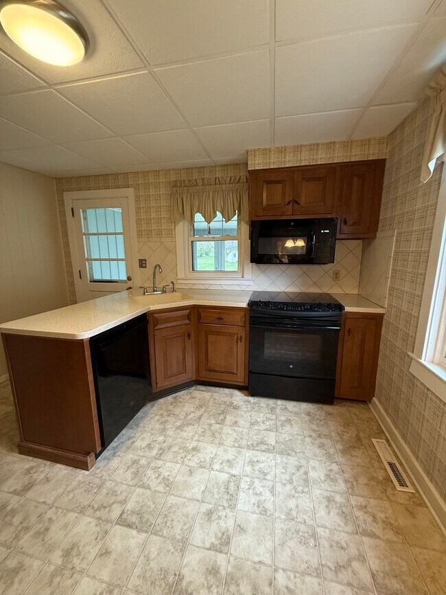 Photo - 4324 Valley Rd