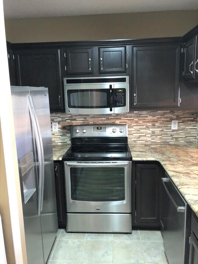 Photo - 19827 Henderson Rd