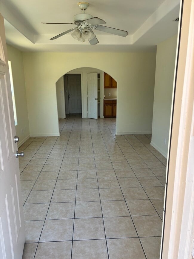 Photo - 216 Muneca Dr