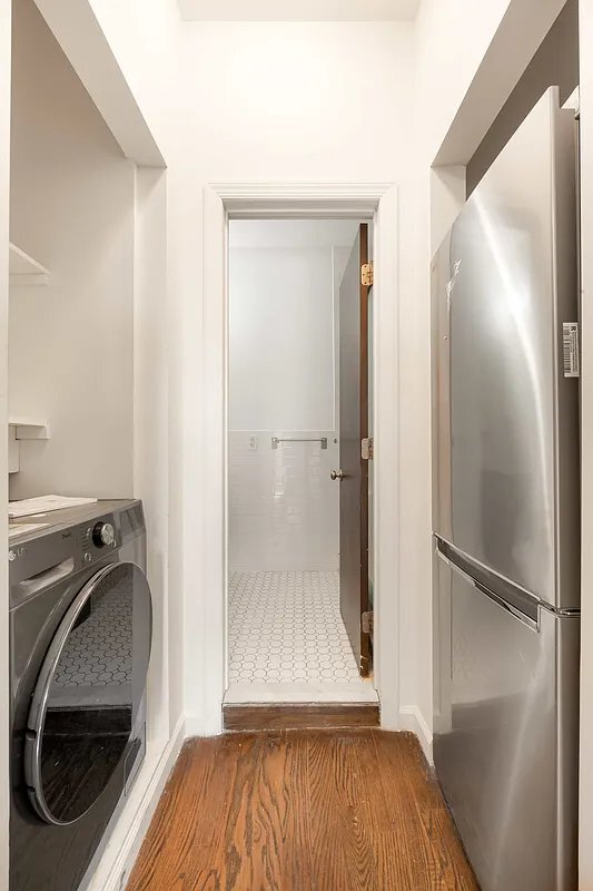 Photo - 248 Broome St Unidad 5A