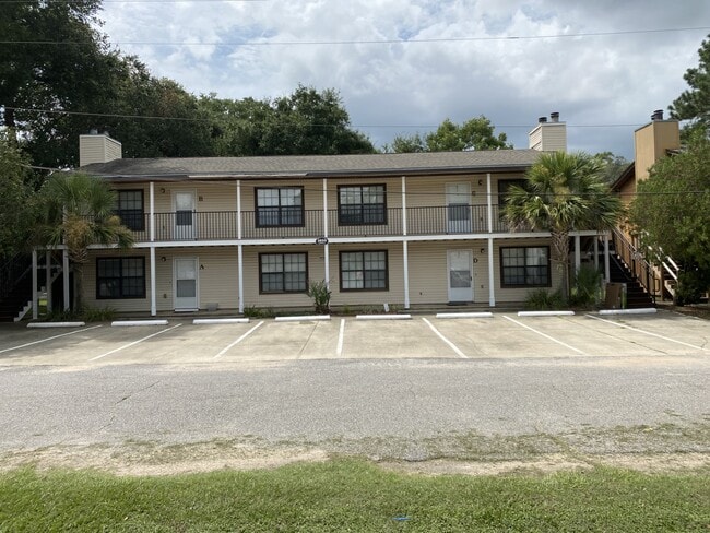 3850 Creighton Rd, Bldg A - 3850 Creighton Rd Unit D
