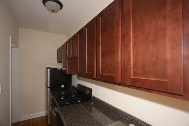 Photo - 727 W Cornelia Ave Unit D3