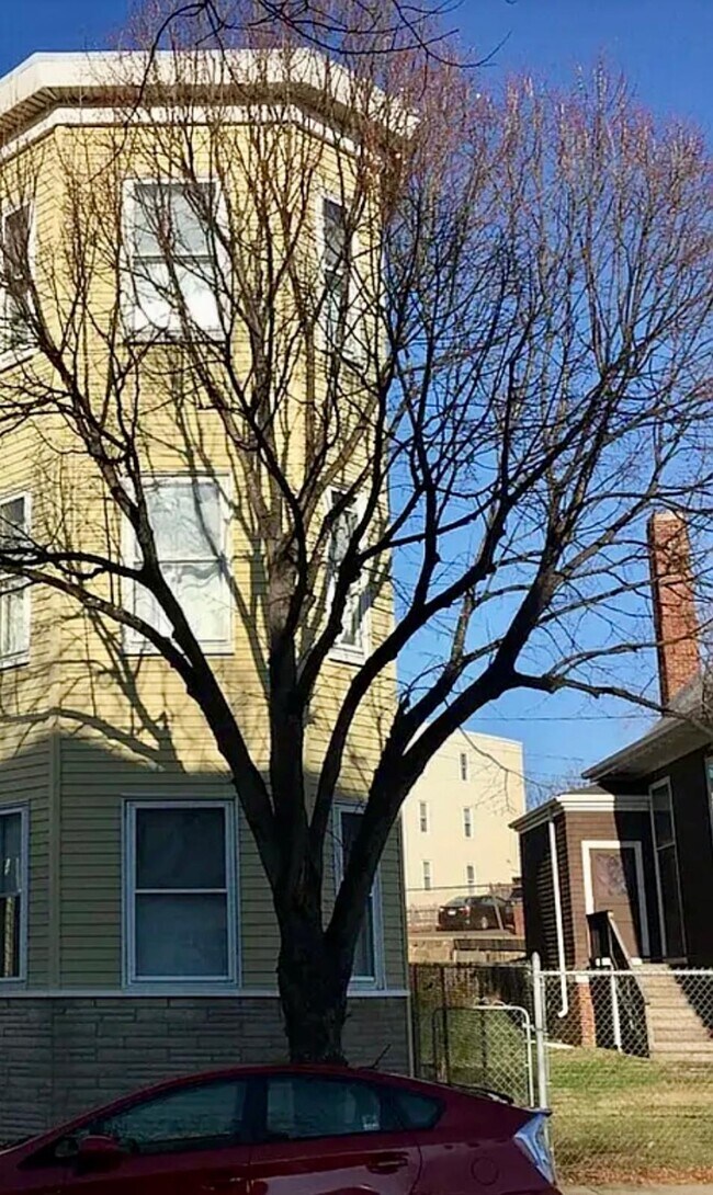 Photo - 756 Saratoga St Unidad 1