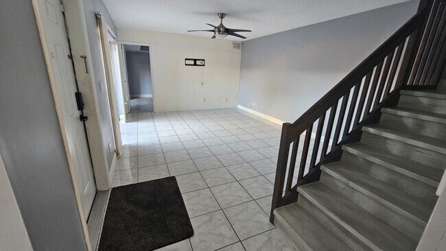 Photo - 11880 SW 13th Ct