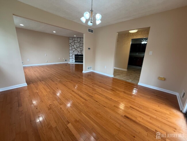 Photo - 1302 Edison Glen Terrace