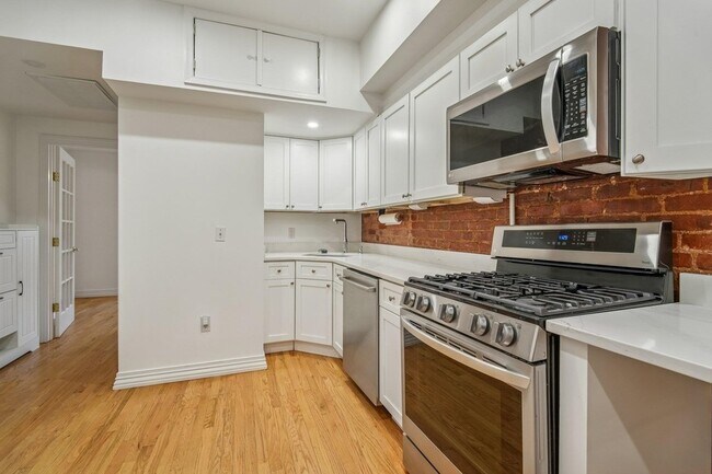 Photo - 815 Willow Ave Unidad 2R