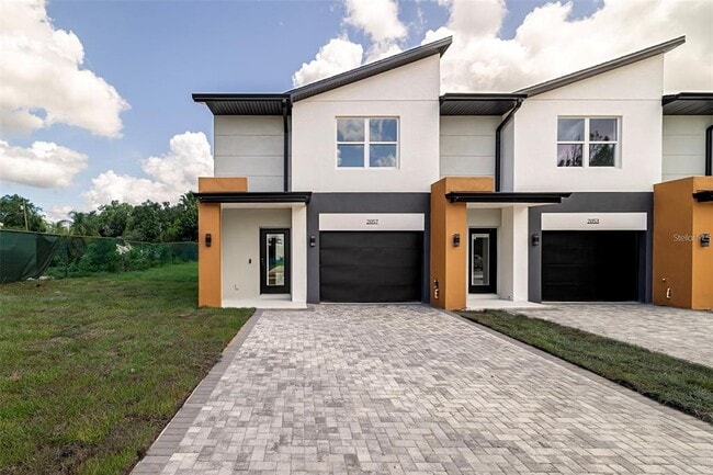 Photo - 2057 BARROSO