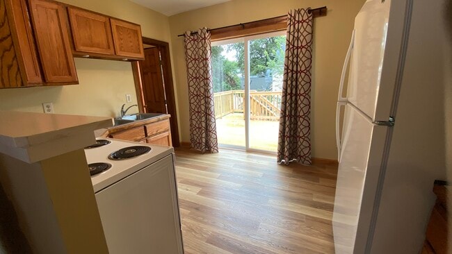 Photo - 18 Center St Unit 2