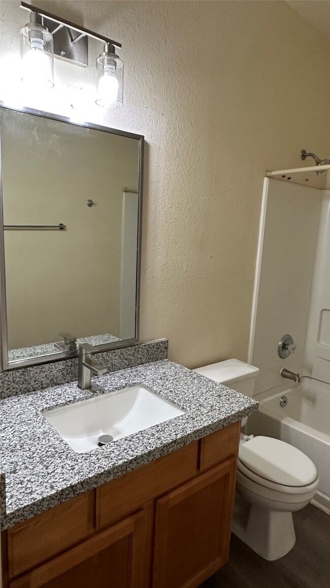Building Photo - 1615 Palcio Real Dr Rental