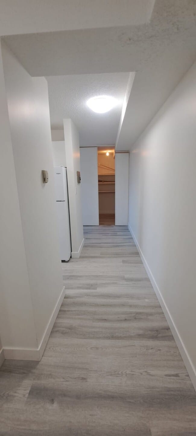 Building Photo - 4507-144 44 Ave Unit 101