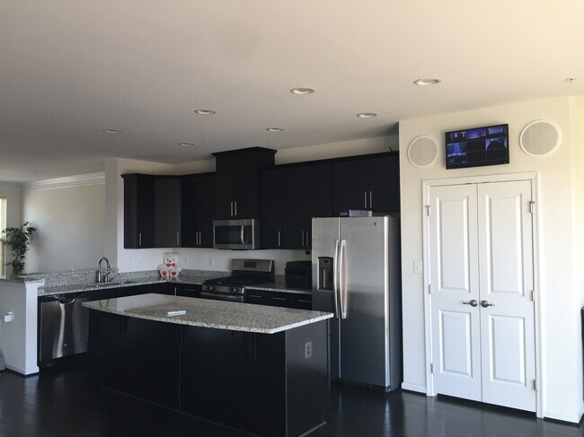 Photo - 3133 Fort Lincoln Dr NE