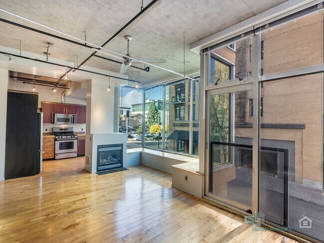 Photo - Beautiful Studio Condo in Portland!
