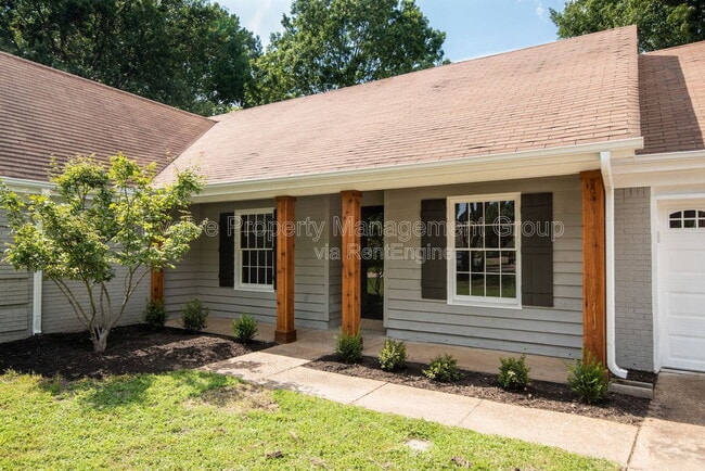 Photo - 779 Dogwood Cove
